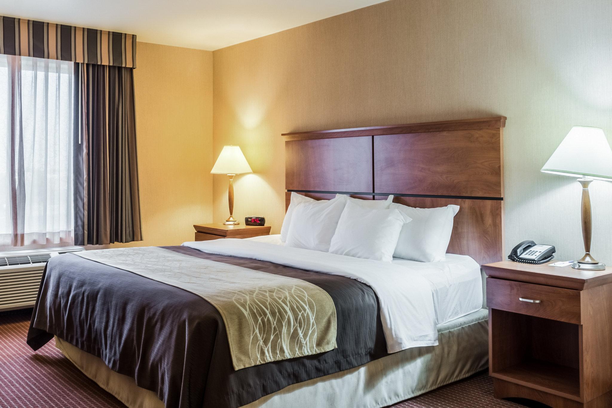Comfort Inn & Suites Mitchell I-90 Esterno foto