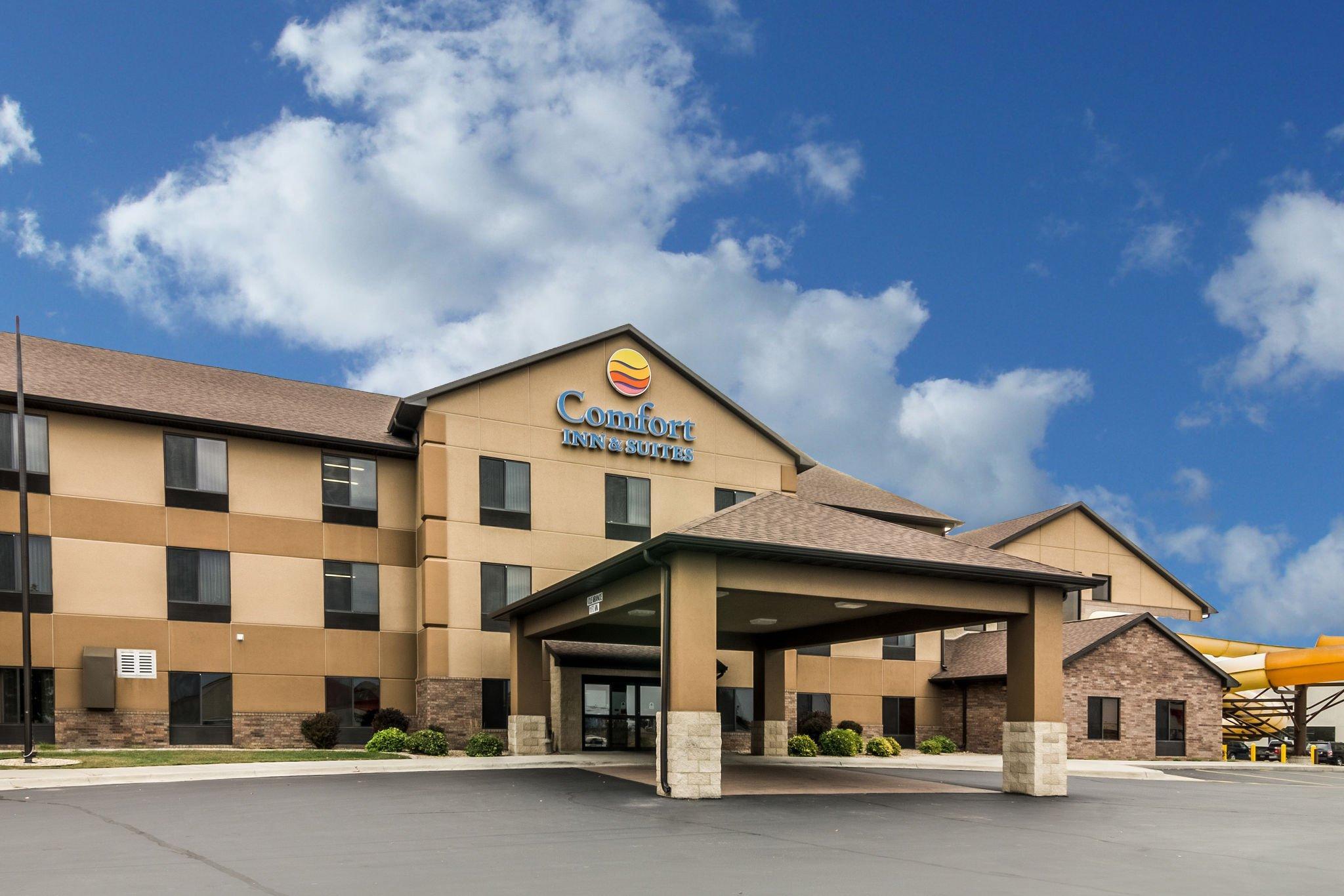 Comfort Inn & Suites Mitchell I-90 Esterno foto